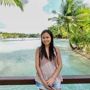 Meet your Posher, Carla